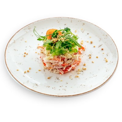 С куриной грудкой, ветчиной и орехами