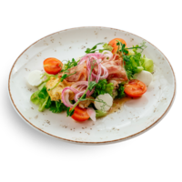 Итальянский салат с курицей и беконом
